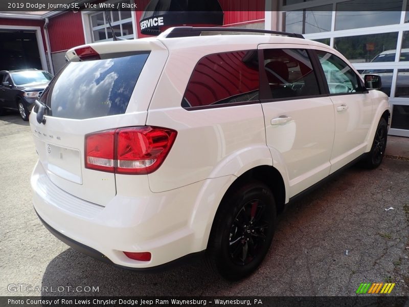 Vice White / Black 2019 Dodge Journey SE