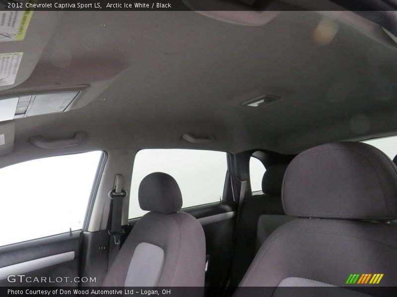 Arctic Ice White / Black 2012 Chevrolet Captiva Sport LS