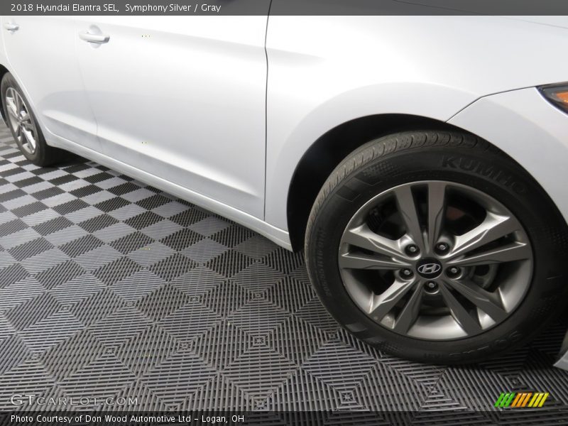 Symphony Silver / Gray 2018 Hyundai Elantra SEL