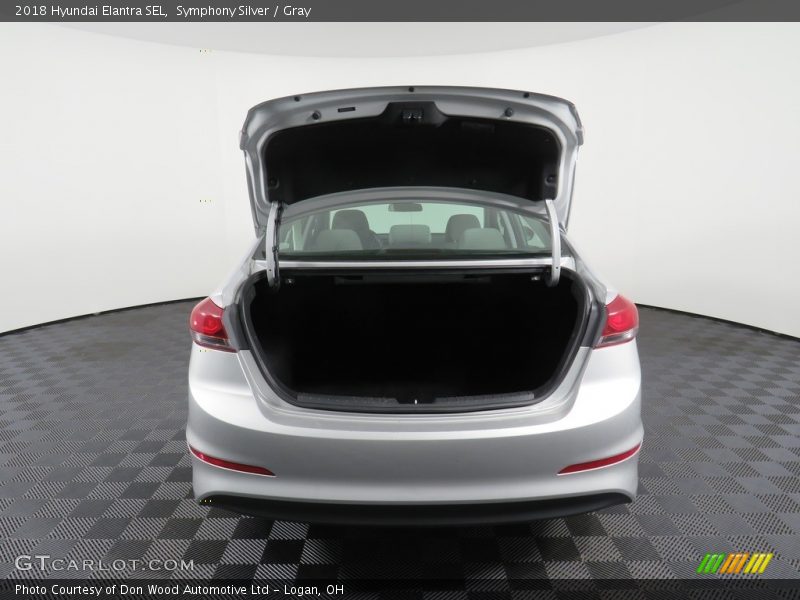Symphony Silver / Gray 2018 Hyundai Elantra SEL