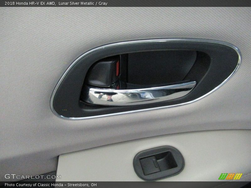 Lunar Silver Metallic / Gray 2018 Honda HR-V EX AWD