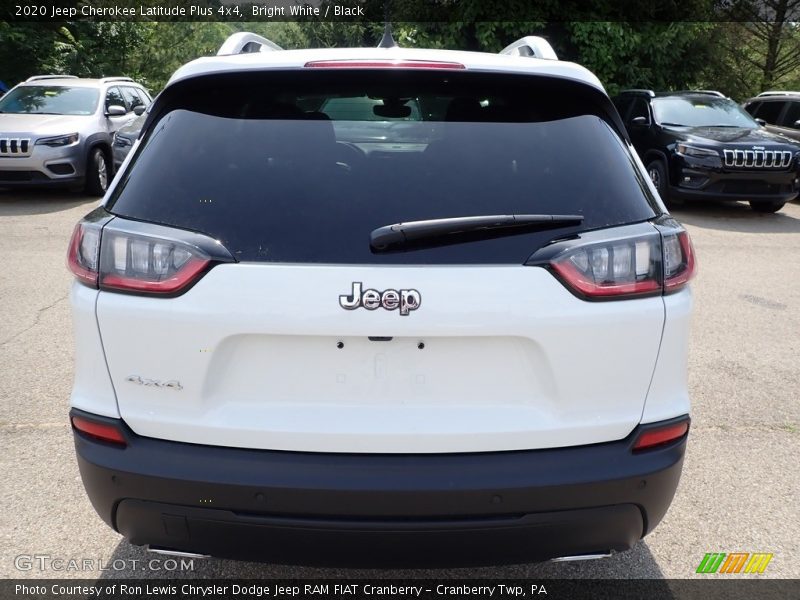 Bright White / Black 2020 Jeep Cherokee Latitude Plus 4x4