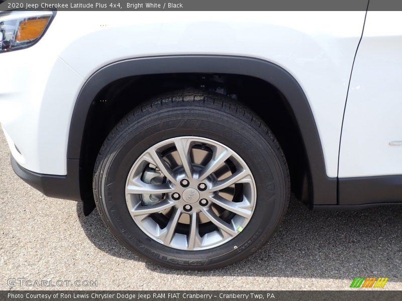 Bright White / Black 2020 Jeep Cherokee Latitude Plus 4x4