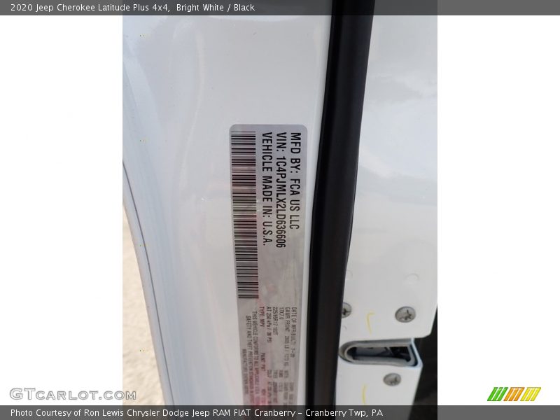 Bright White / Black 2020 Jeep Cherokee Latitude Plus 4x4