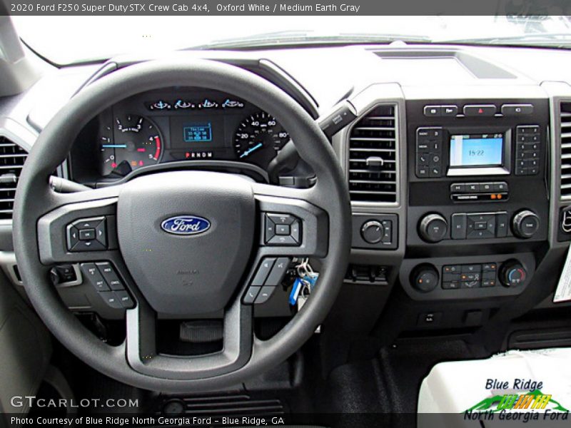 Oxford White / Medium Earth Gray 2020 Ford F250 Super Duty STX Crew Cab 4x4