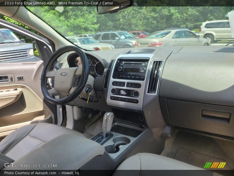 White Platinum Tri-Coat / Camel 2010 Ford Edge Limited AWD