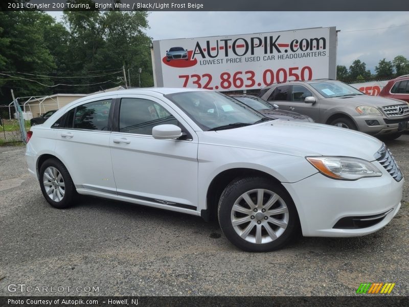 Bright White / Black/Light Frost Beige 2011 Chrysler 200 Touring