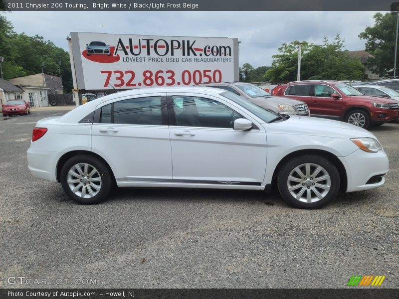 Bright White / Black/Light Frost Beige 2011 Chrysler 200 Touring