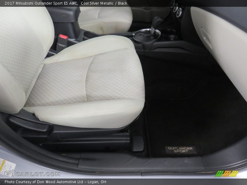 Cool Silver Metallic / Black 2017 Mitsubishi Outlander Sport ES AWC