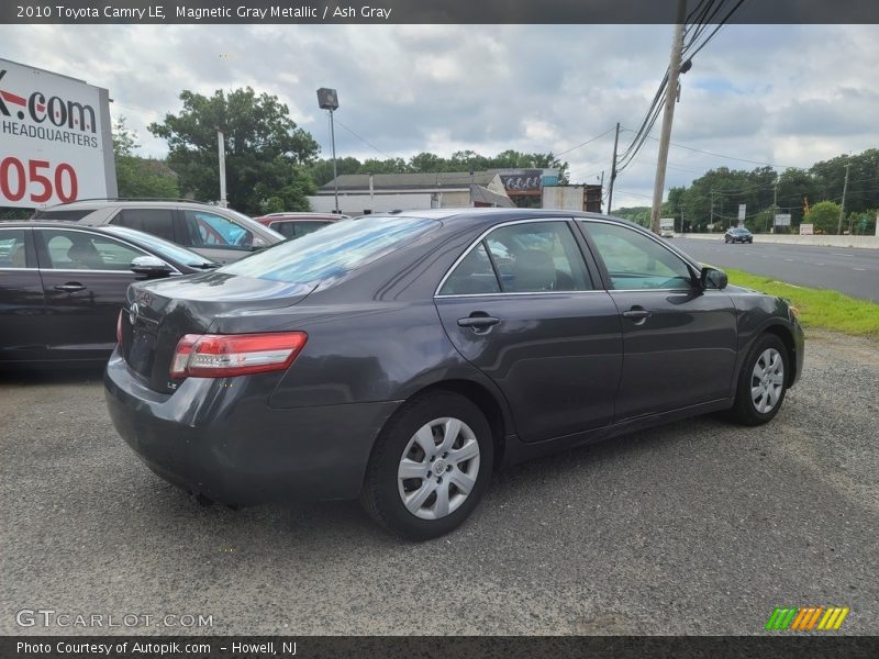 Magnetic Gray Metallic / Ash Gray 2010 Toyota Camry LE