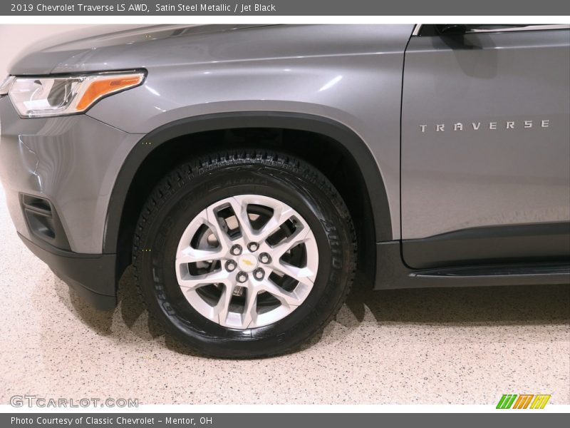 Satin Steel Metallic / Jet Black 2019 Chevrolet Traverse LS AWD