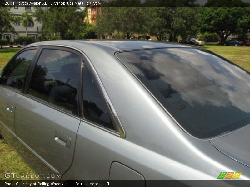 Silver Spruce Metallic / Ivory 2001 Toyota Avalon XL