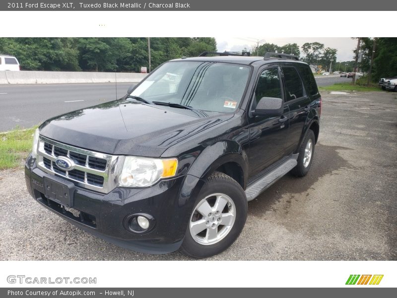 Tuxedo Black Metallic / Charcoal Black 2011 Ford Escape XLT