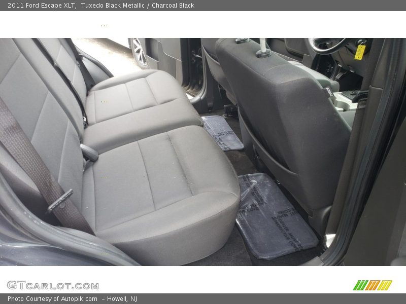 Tuxedo Black Metallic / Charcoal Black 2011 Ford Escape XLT