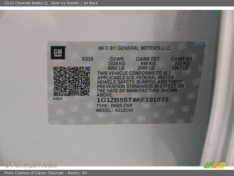 Silver Ice Metallic / Jet Black 2019 Chevrolet Malibu LS