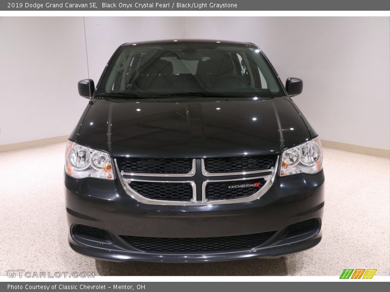 Black Onyx Crystal Pearl / Black/Light Graystone 2019 Dodge Grand Caravan SE