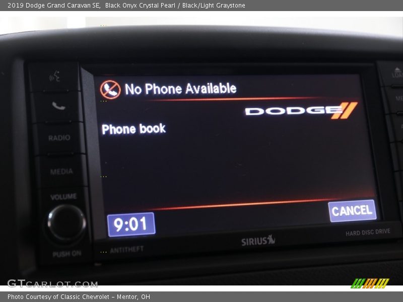Black Onyx Crystal Pearl / Black/Light Graystone 2019 Dodge Grand Caravan SE