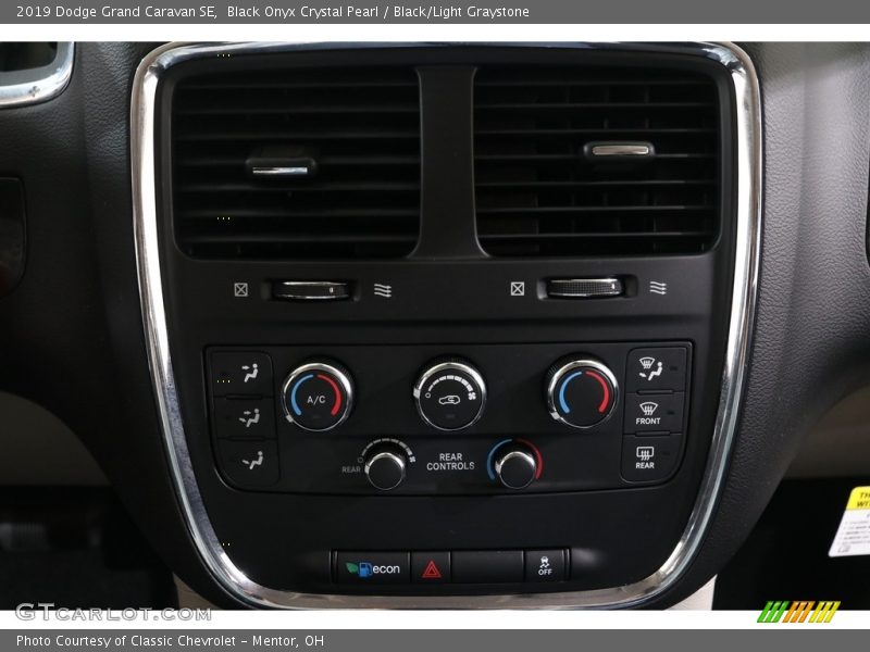 Black Onyx Crystal Pearl / Black/Light Graystone 2019 Dodge Grand Caravan SE