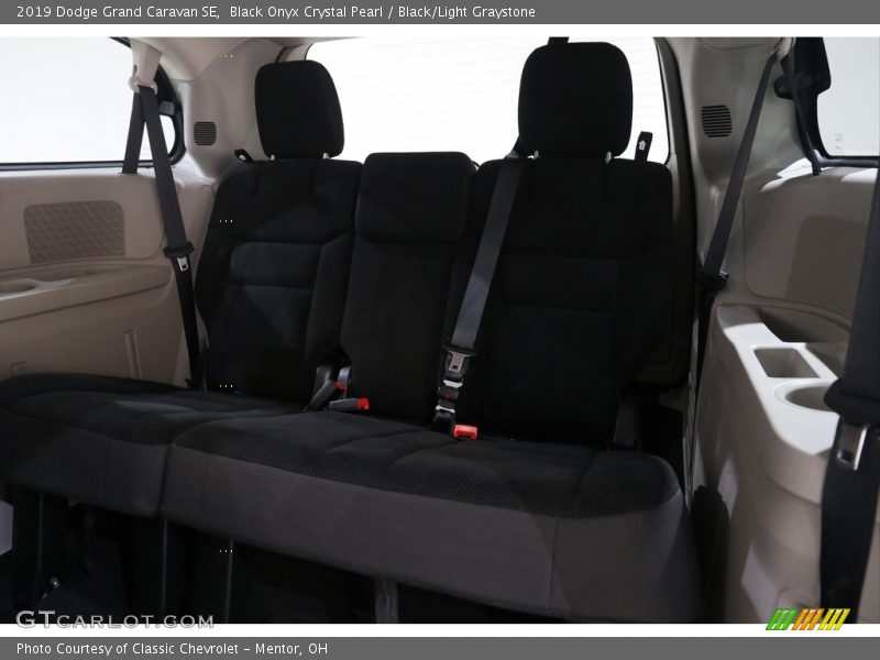 Black Onyx Crystal Pearl / Black/Light Graystone 2019 Dodge Grand Caravan SE