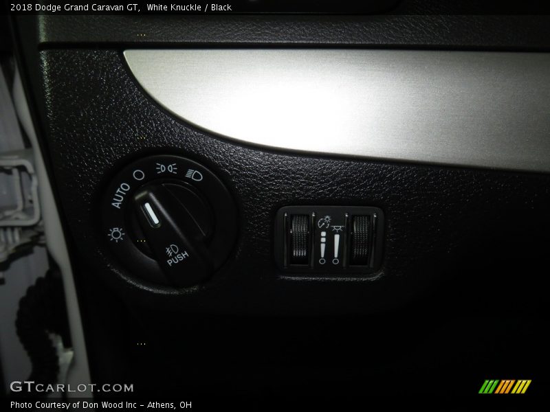 White Knuckle / Black 2018 Dodge Grand Caravan GT