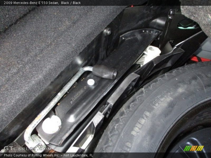 Black / Black 2009 Mercedes-Benz E 550 Sedan