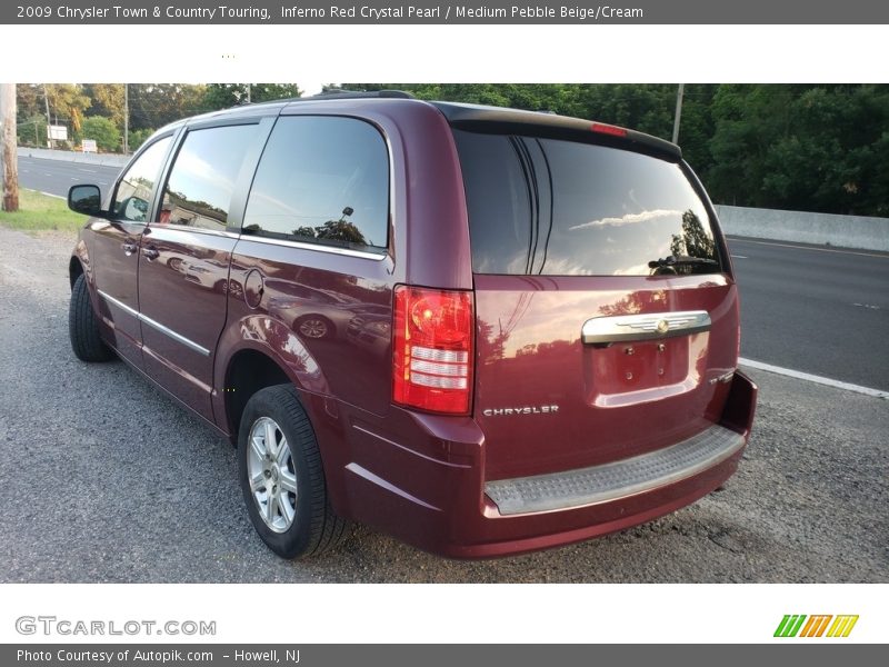 Inferno Red Crystal Pearl / Medium Pebble Beige/Cream 2009 Chrysler Town & Country Touring