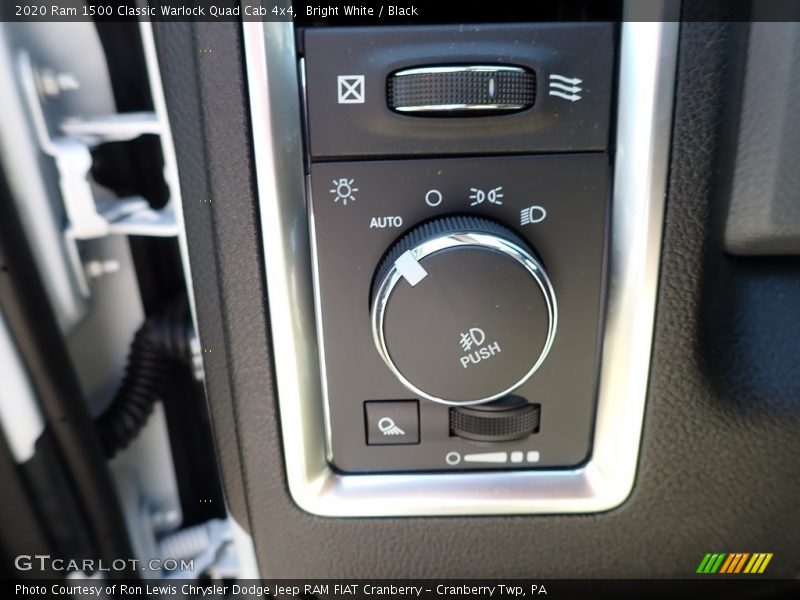 Bright White / Black 2020 Ram 1500 Classic Warlock Quad Cab 4x4