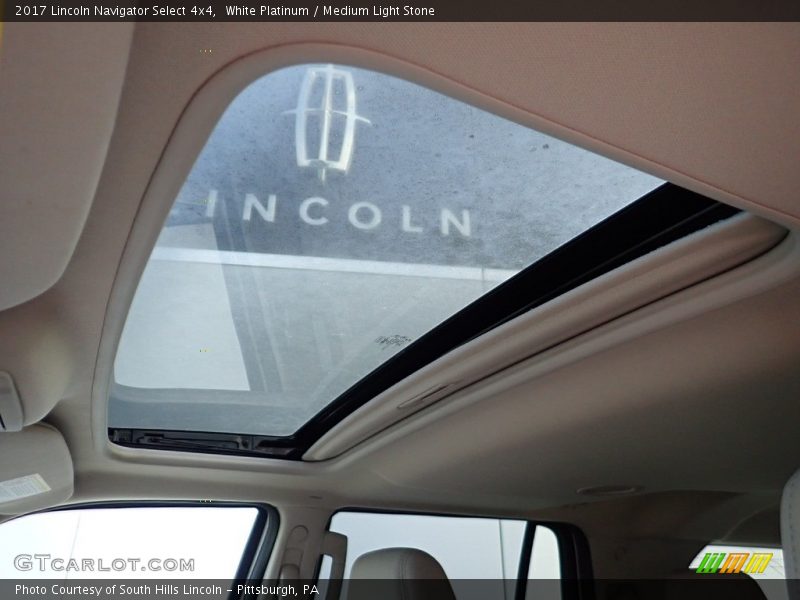 White Platinum / Medium Light Stone 2017 Lincoln Navigator Select 4x4