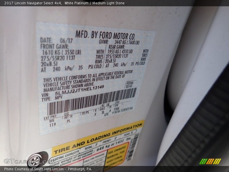 2017 Navigator Select 4x4 White Platinum Color Code UG