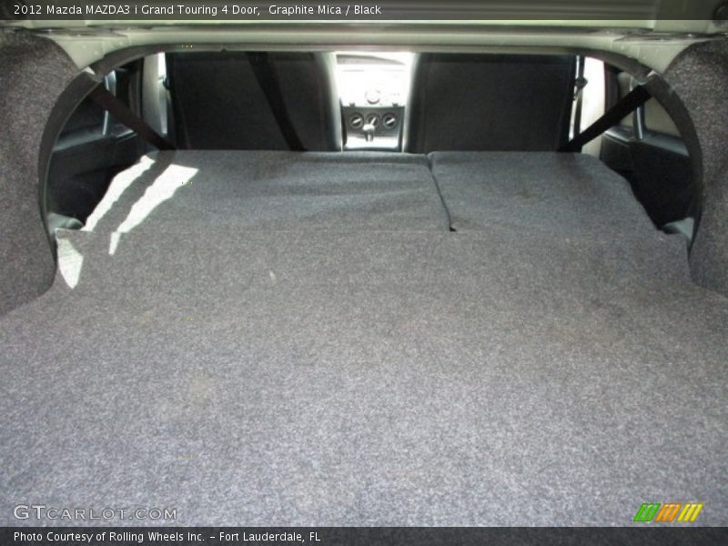  2012 MAZDA3 i Grand Touring 4 Door Trunk