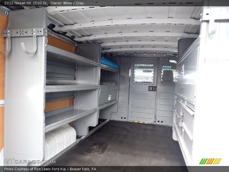  2013 NV 1500 SV Trunk