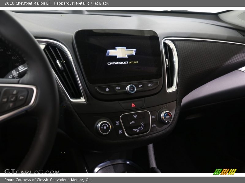 Pepperdust Metallic / Jet Black 2018 Chevrolet Malibu LT