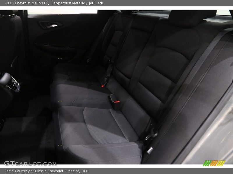 Pepperdust Metallic / Jet Black 2018 Chevrolet Malibu LT