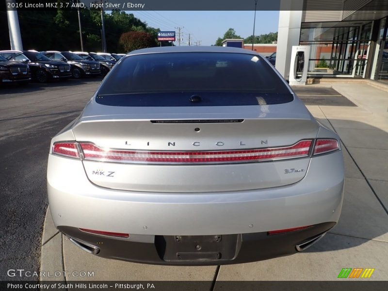 Ingot Silver / Ebony 2016 Lincoln MKZ 3.7 AWD