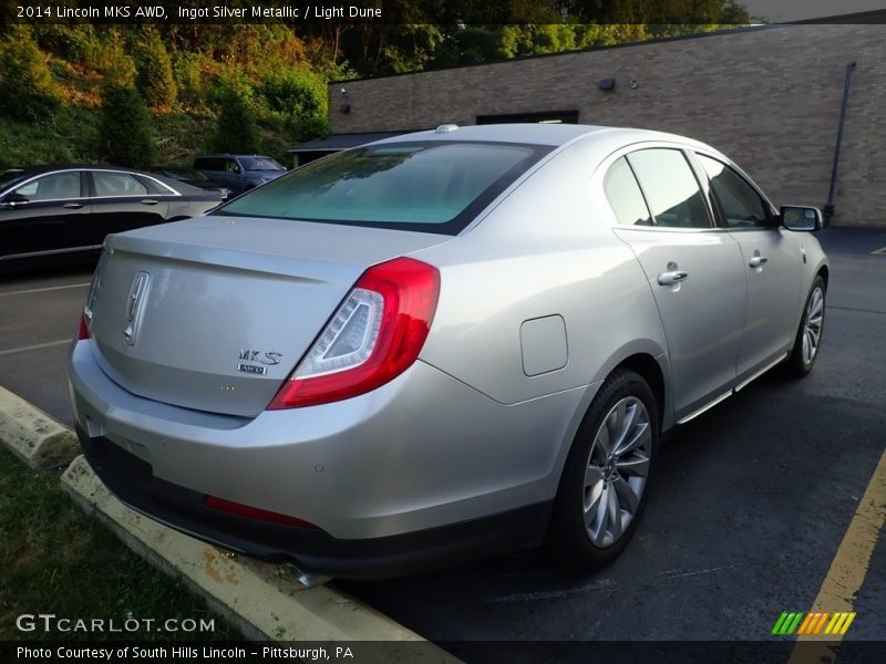 Ingot Silver Metallic / Light Dune 2014 Lincoln MKS AWD
