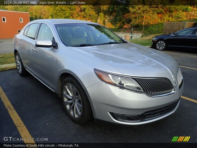 Ingot Silver Metallic / Light Dune 2014 Lincoln MKS AWD