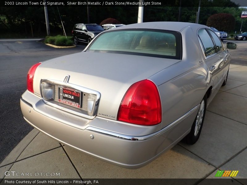 Silver Birch Metallic / Dark Stone/Medium Light Stone 2003 Lincoln Town Car Signature