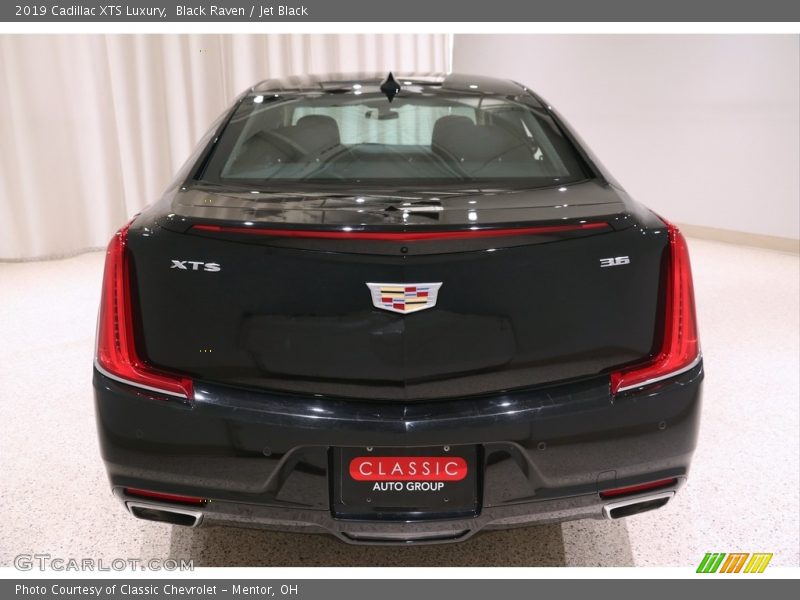 Black Raven / Jet Black 2019 Cadillac XTS Luxury