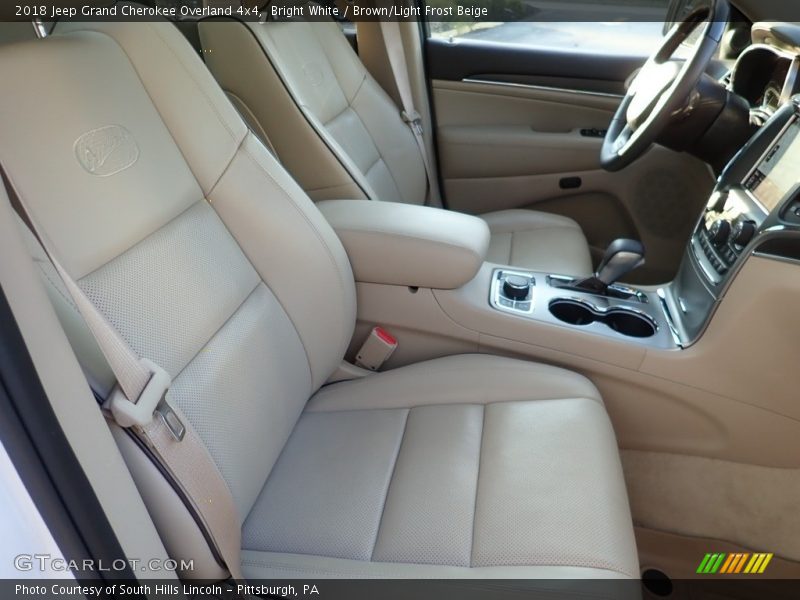 Bright White / Brown/Light Frost Beige 2018 Jeep Grand Cherokee Overland 4x4