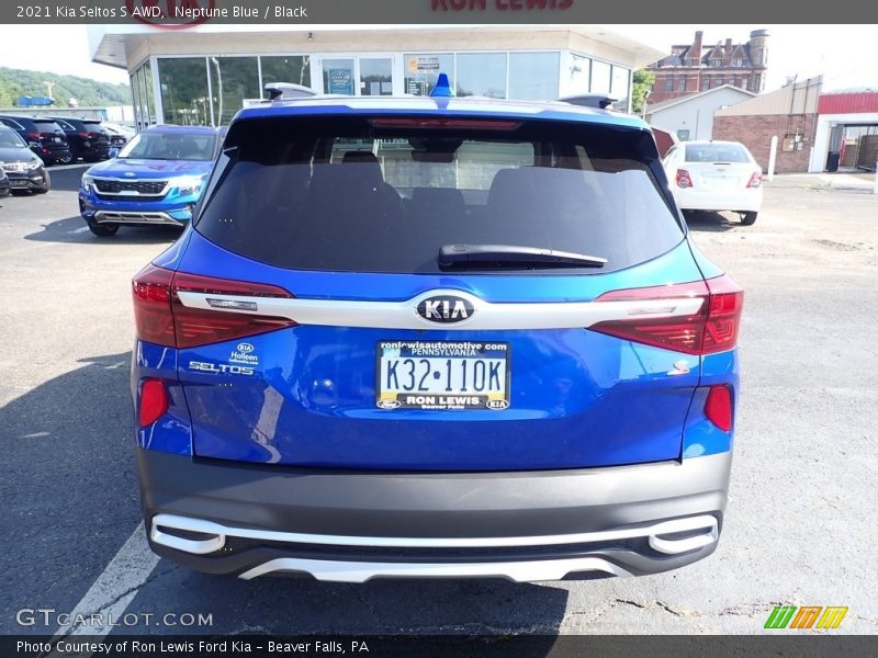Neptune Blue / Black 2021 Kia Seltos S AWD