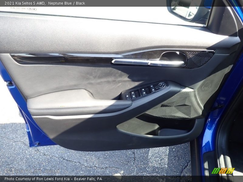 Neptune Blue / Black 2021 Kia Seltos S AWD