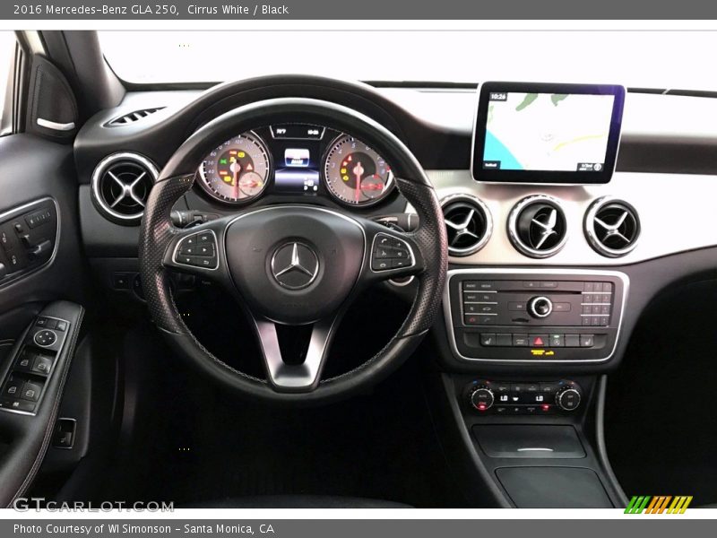 Cirrus White / Black 2016 Mercedes-Benz GLA 250