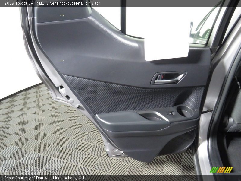 Silver Knockout Metallic / Black 2019 Toyota C-HR LE