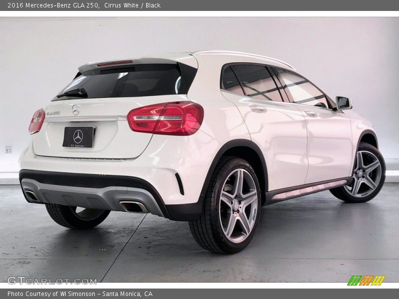 Cirrus White / Black 2016 Mercedes-Benz GLA 250