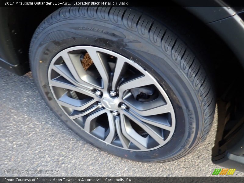 Labrador Black Metallic / Black 2017 Mitsubishi Outlander SE S-AWC