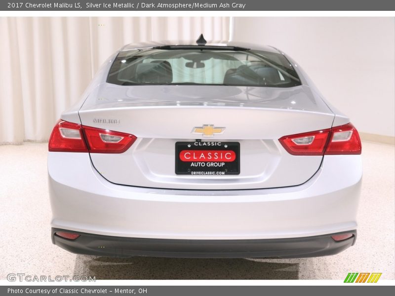 Silver Ice Metallic / Dark Atmosphere/Medium Ash Gray 2017 Chevrolet Malibu LS