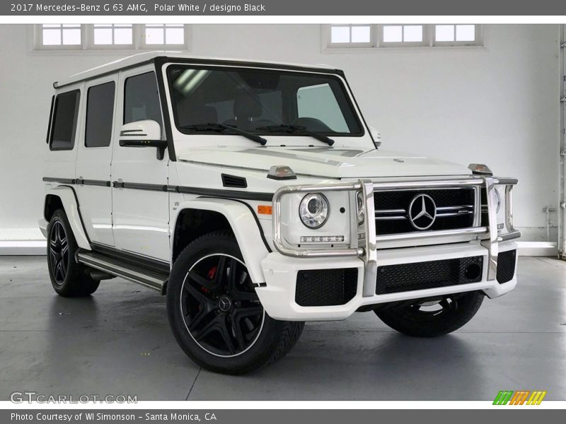 Front 3/4 View of 2017 G 63 AMG