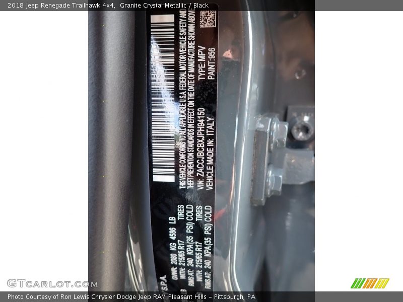 Granite Crystal Metallic / Black 2018 Jeep Renegade Trailhawk 4x4