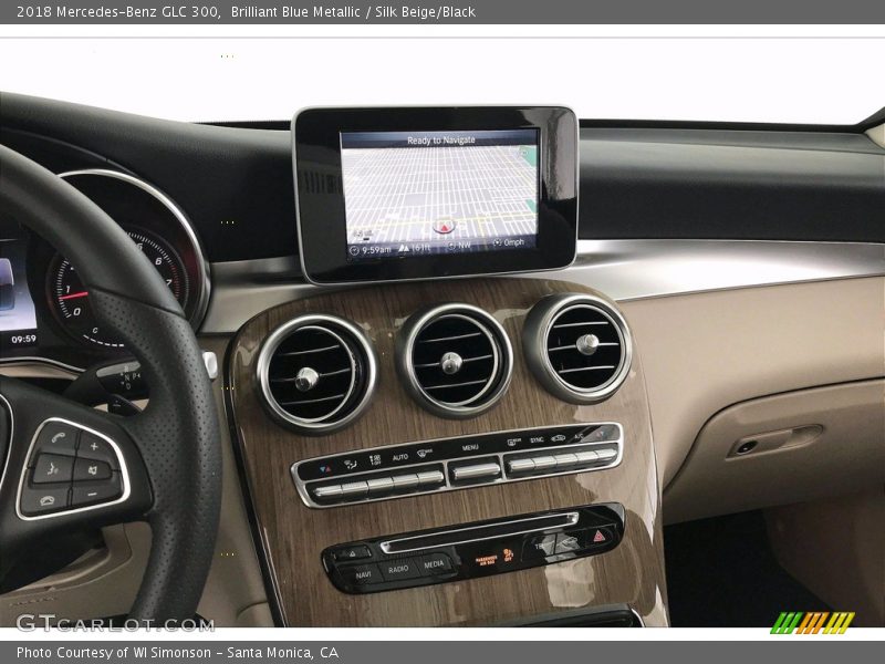 Brilliant Blue Metallic / Silk Beige/Black 2018 Mercedes-Benz GLC 300