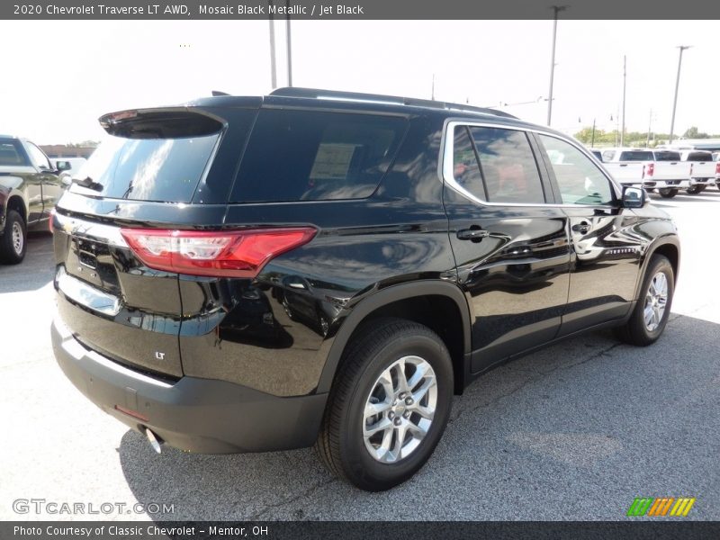 Mosaic Black Metallic / Jet Black 2020 Chevrolet Traverse LT AWD
